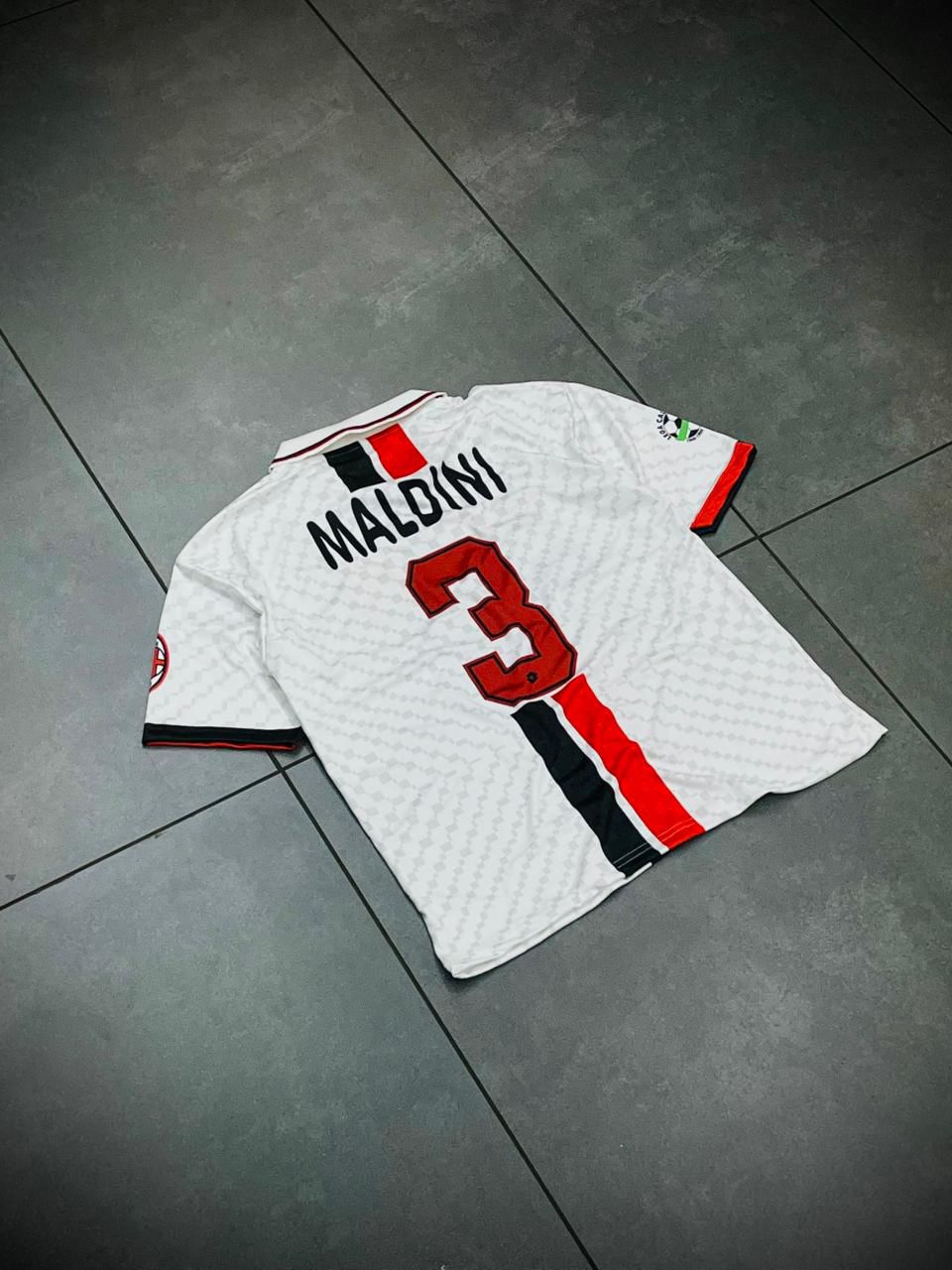 Vintage 1995-1997 AC Milan Away Jersey